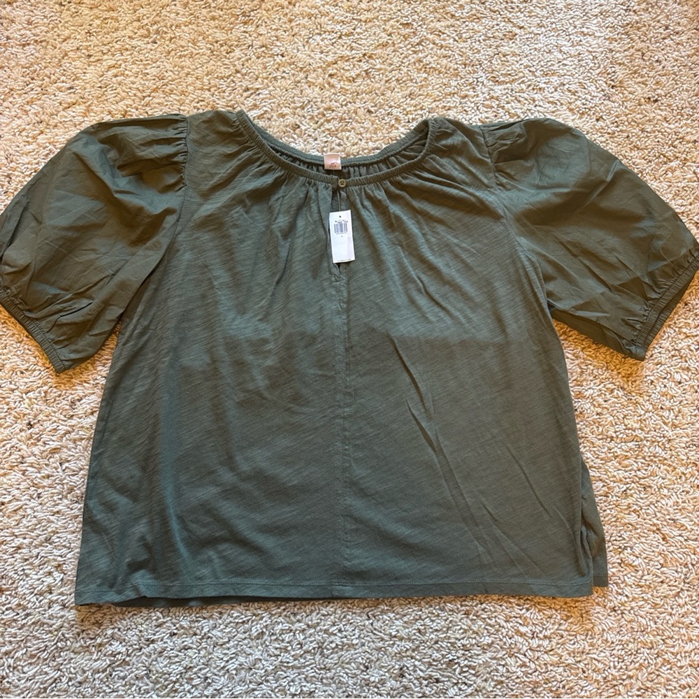 Olive Green Old Navy Puff Sleeve Women's Top size large new with tags